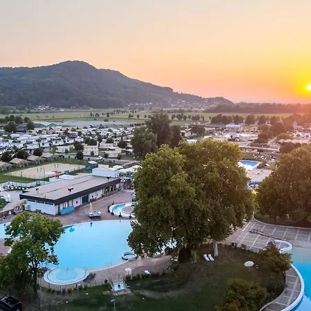 Eurocamp Mobile Homes Terme Catez * Брежице