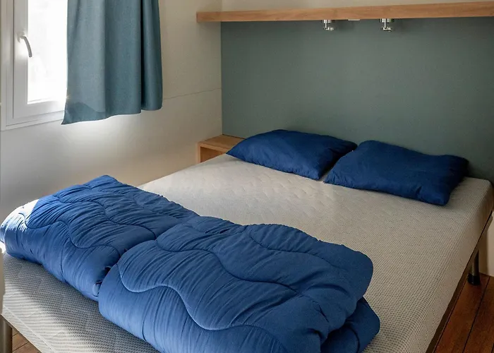 キャンプ場 Eurocamp Mobile Homes Terme Catez *