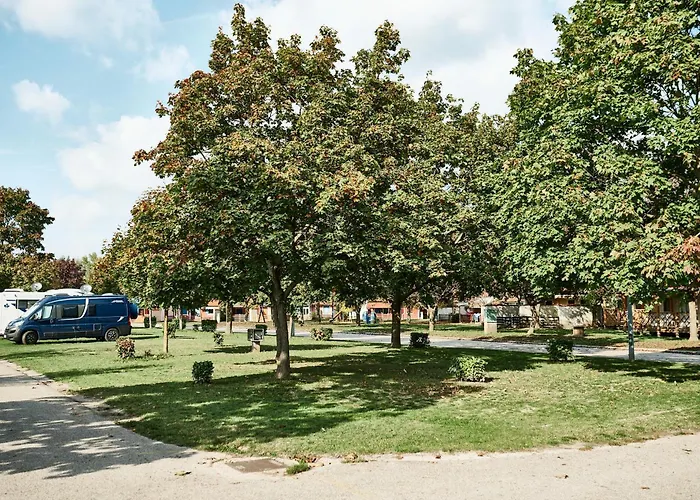 Eurocamp Mobile Homes Terme Catez Kamp alanı