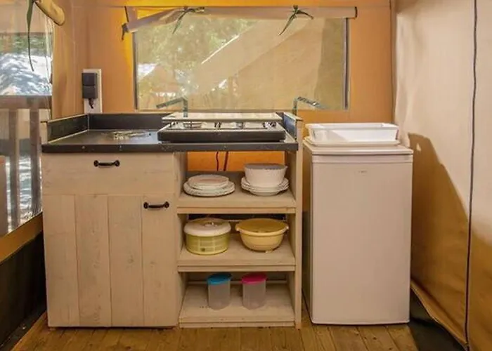 キャンプ場 Eurocamp Mobile Homes Terme Catez Brežice